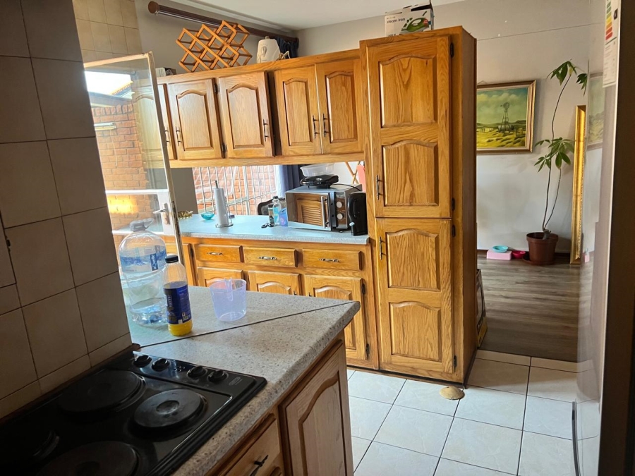 To Let 3 Bedroom Property for Rent in Langenhovenpark Free State